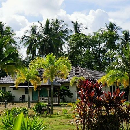 The Chabang Langkawiヴィラ エクステリア 写真